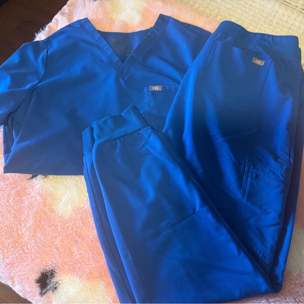 Figs Vibrant Blue Medical Scrub Set